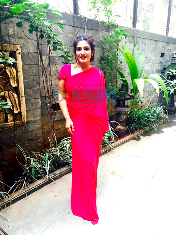 raveena tandon at store launch 2