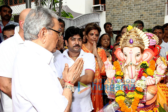 shilpa shetty hrithik roshan siddhant kapoor snapped at ganesha visarjan 10