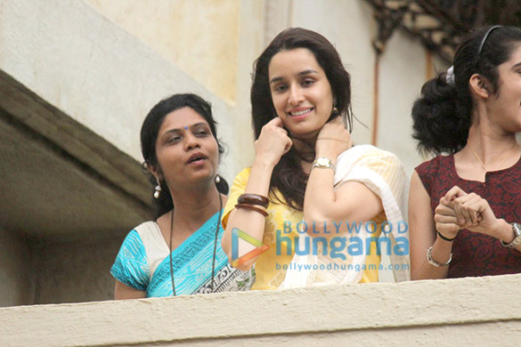 shraddha kapoor snapped during ganpati visarjan 6