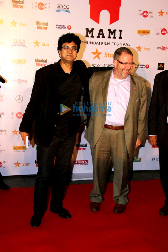 celebs grace the opening ceremony of the 17th mumbai film festival 51