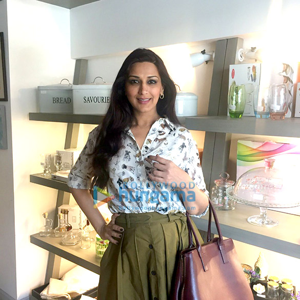 celebs grace twinkle khannas the white window pop up event 5