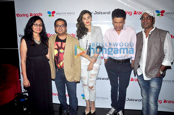 manoj bajpayee tapsee pannu at the screening of the homecoming 2