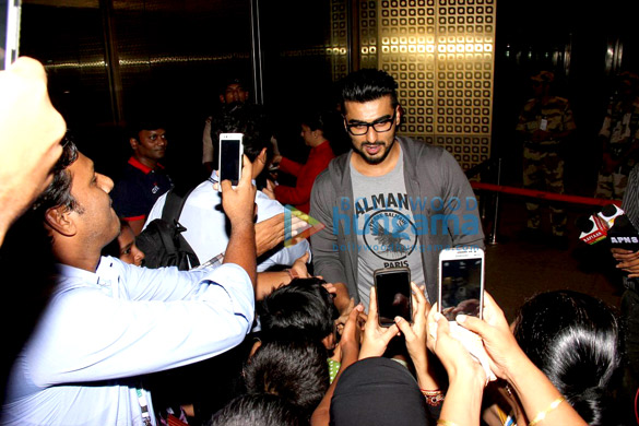 arjun kapoor snapped leaving to shoot khatron ke khiladi in argentina with contestants 9
