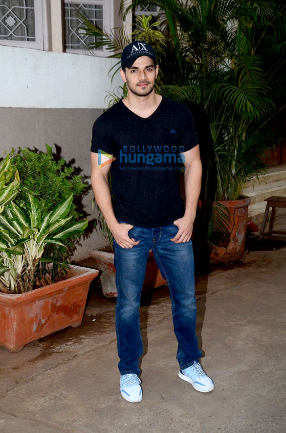 sooraj pancholi snapped on his birthday at mehboob studio 3