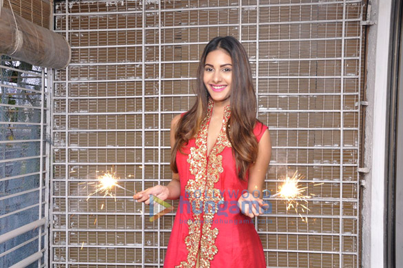 amyra dastur celebrates diwali 2