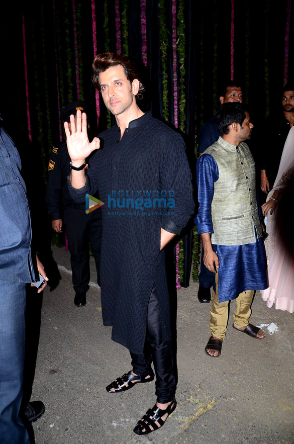 anil kapoor sonam kapoors diwali bash at their house in juhu 6