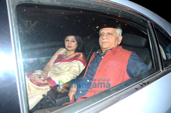 celebs grace amitabh bachchans diwali bash at jalsa 77