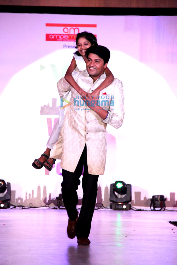 jacqueline fernandez tv celebs grace the global peace initiative 2015 13
