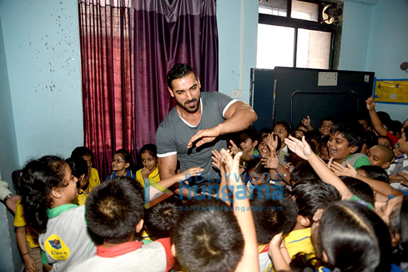 john abraham graces habitat for humanity event at billabong school in thane 6