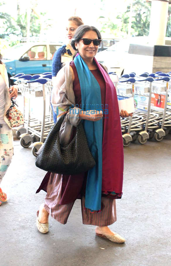 shabana azmi madhuri dixit s sreesanth zareen khan snapped at the domestic airport 7