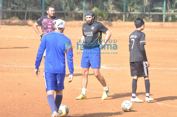abhishek bachchan aditya roy kapur snapped at football practise 10