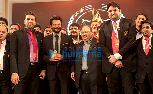 anil kapoor raveena tandon vidyut jamwal sunny leone grace 3rd india bullion jewellers awards 2015 25