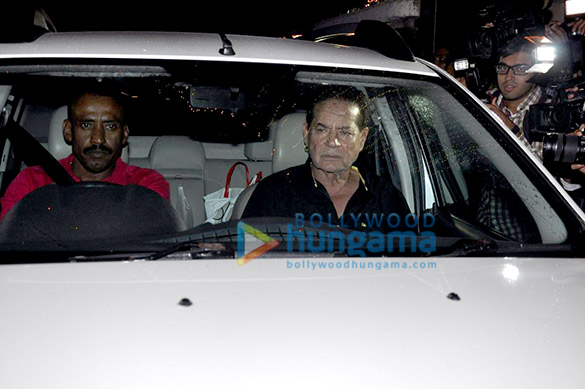 celebs at salman khan house post his return from the court 8