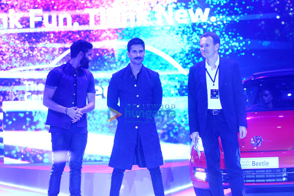 shahid kapoor sonam kapoor grace the launch of volkswagens 21st century beetle 5