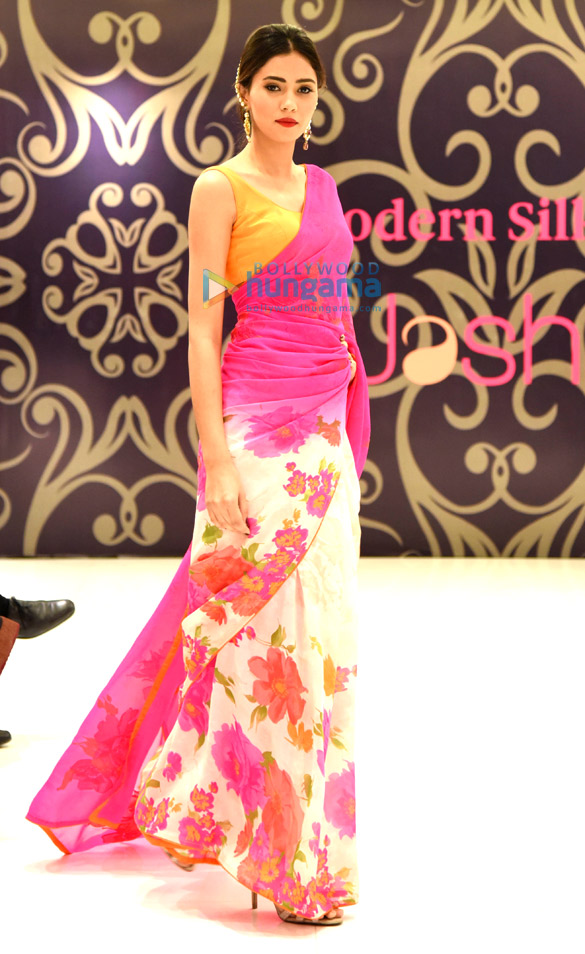 sapna pabbi karishma kotak zoya afroz grace the launch of jashn store fashion show in lucknow 22
