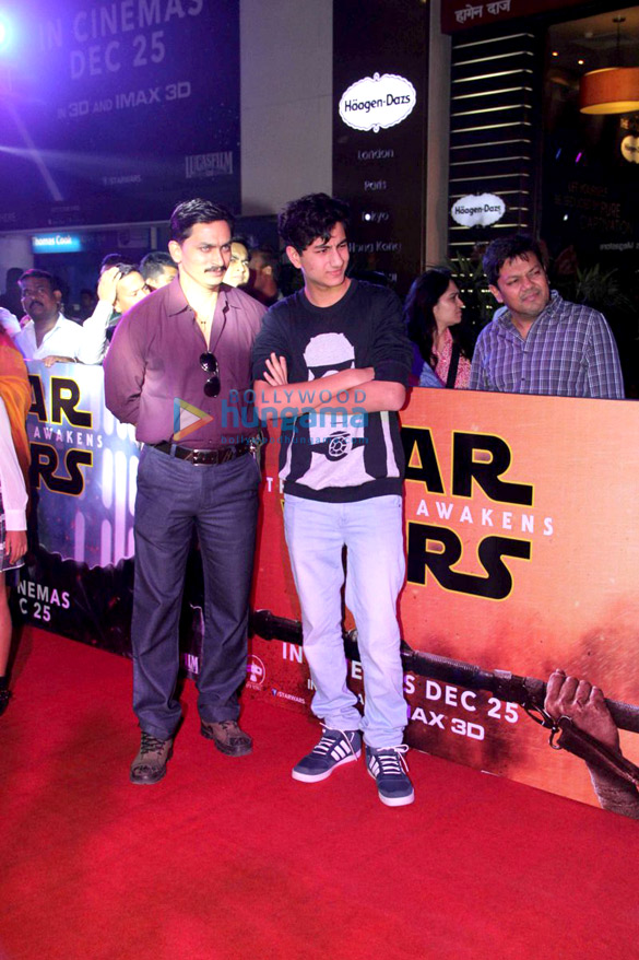 premiere of star wars the force awakens 15
