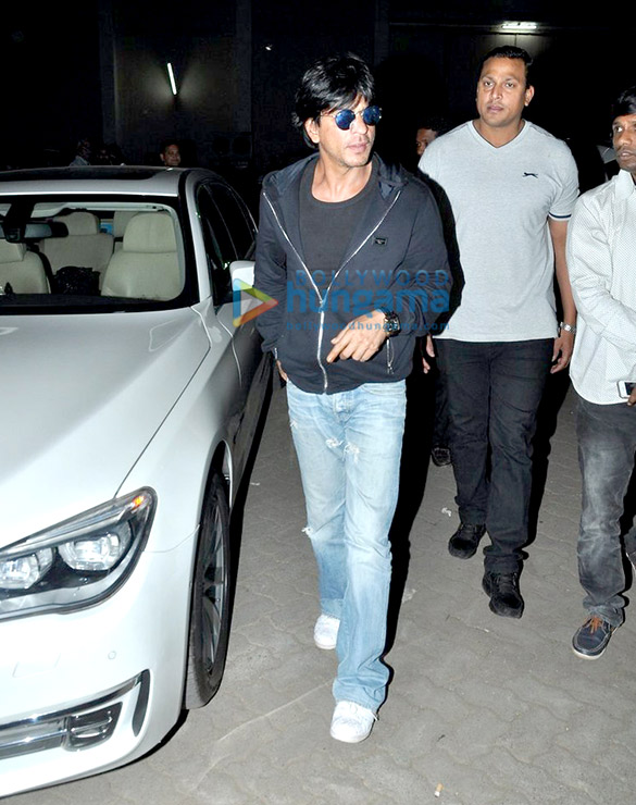 shah rukh khan varun dhawan and rohit shetty snapped at dilwale promotions 5
