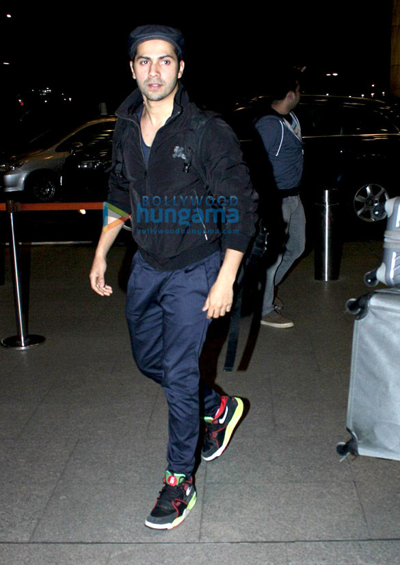 varun dhawan leaves for rome to celebrate new year 2016 with friends 14