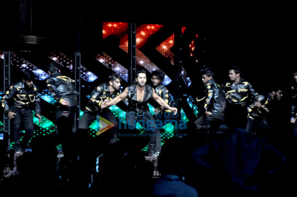 ranveer singh jacqueline fernandez varun dhawan and others snapped during 22nd star screen awards rehearsal 24