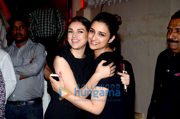 parineeti chopra kriti sanon aditi rao hydari tanvi azmi at the book launch of the soulful seeker by punam chadha joseph 9