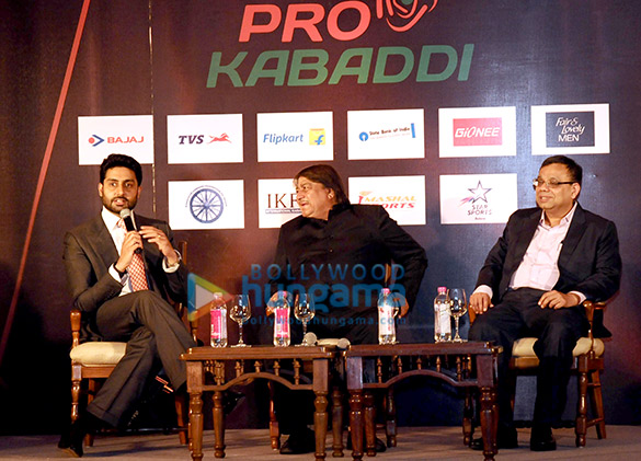 abhishek bachchan at the press conference of pro kabaddi season 3 10