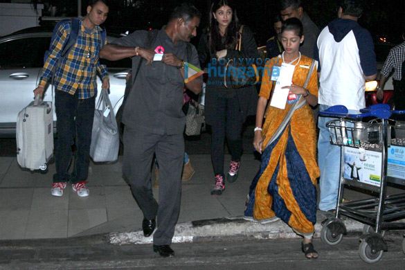 aishwarya rai bachchan departs for delhi 3