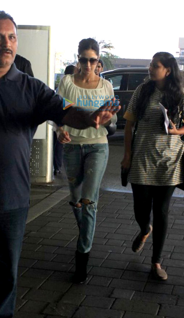 aditya roy kapoor katrina kaif depart for delhi to promote fitoor 5