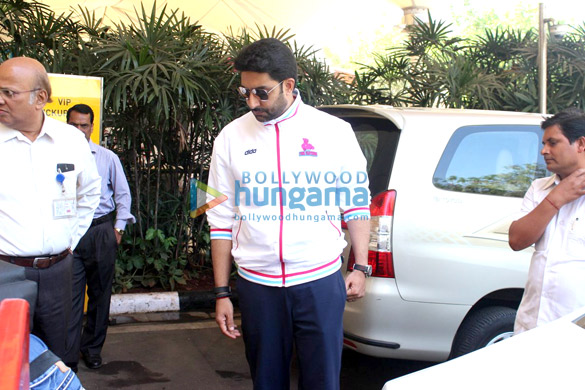 abhishek bachchan irrfan khan snapped at the airport 6