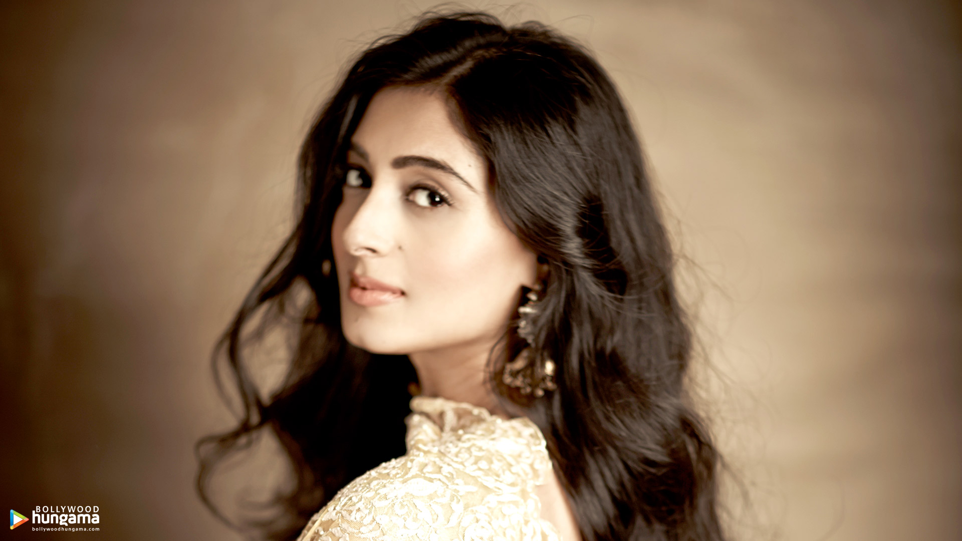 Pernia Qureshi