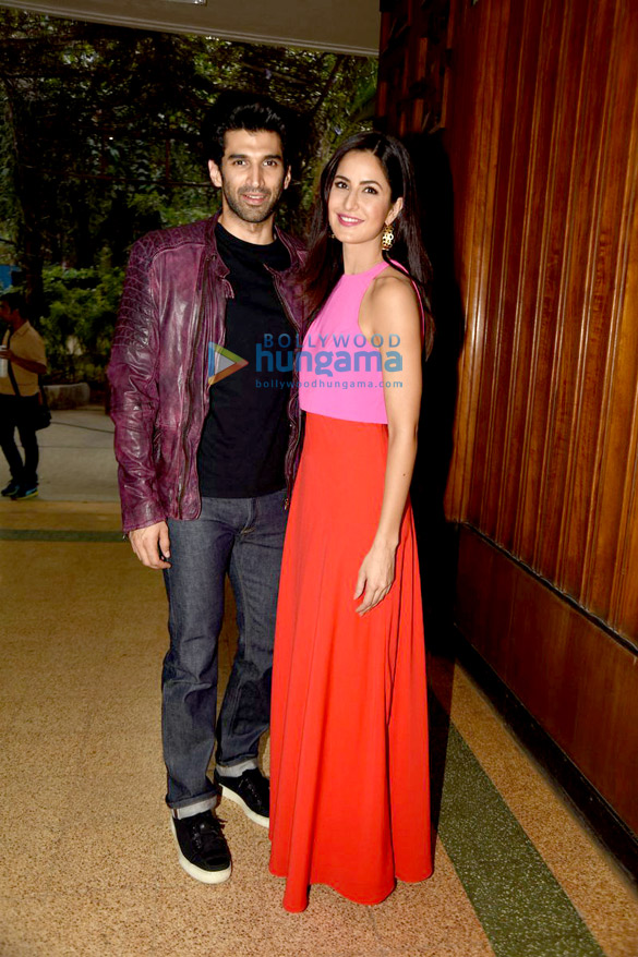 arjun kapoor has fun with aditya roy kapur katrina kaif during fitoor promotion 8