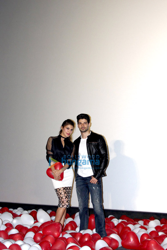 jacqueline fernandez sooraj pancholi at the launch of gf bf song 9