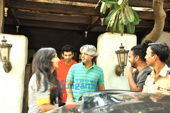 aditya roy kapur snapped with his new look for shaad alis movie 4