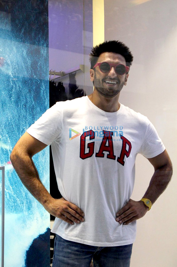 ranveer singh at the launch of gap in india 9