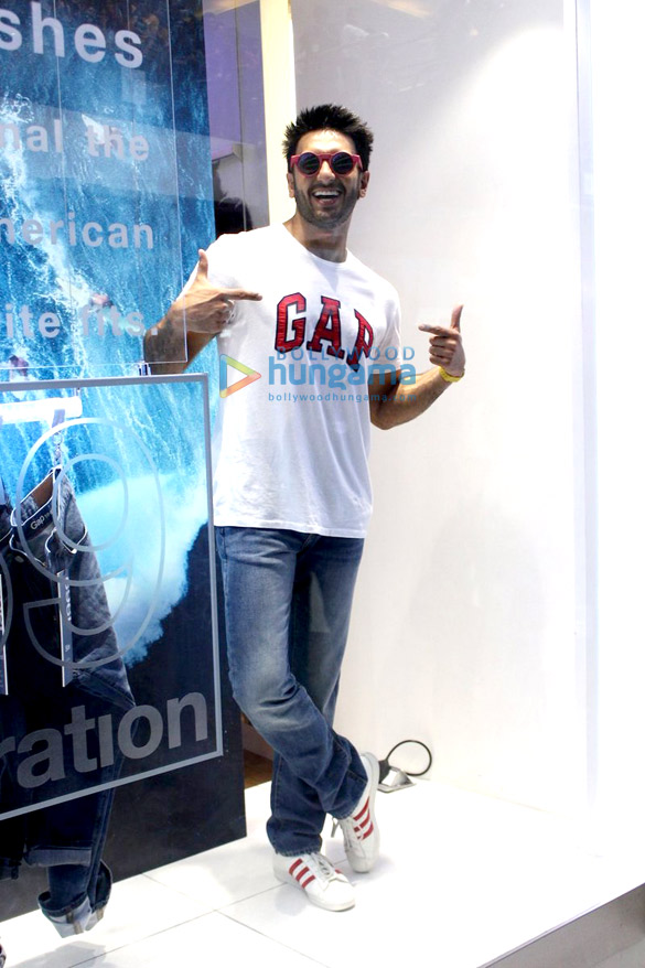 ranveer singh at the launch of gap in india 10