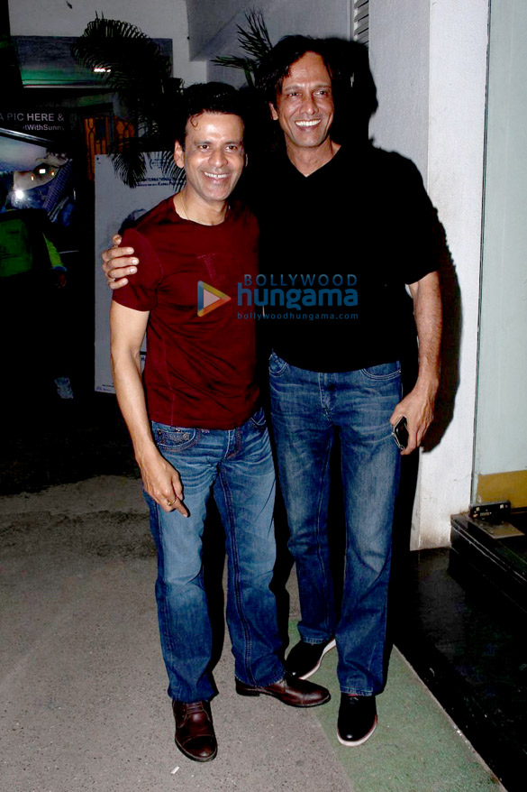tabu shriya saran and others grace the screening of aligarh 5