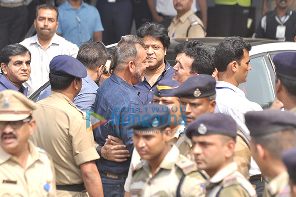 sanjay dutt lands in mumbai at a private terminal in kalina 11