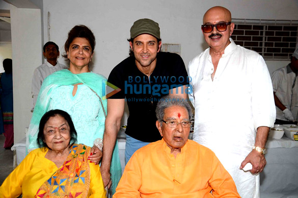 hrithik roshan and family snapped at shiv ratri celebrations 11