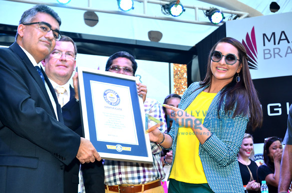 sonakshi sinha attends the painting fingernails competition on womens day 3