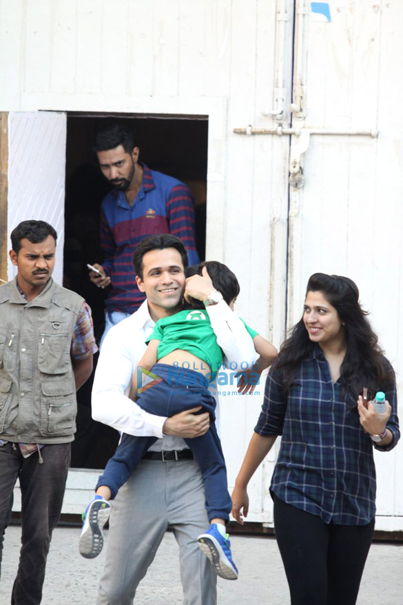 emraan hashmi snapped with his kid during the shoot of azhar 2