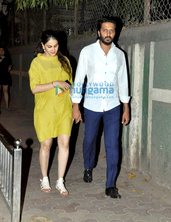 riteish deshmukh genelia dsouza snapped after visiting a church 2