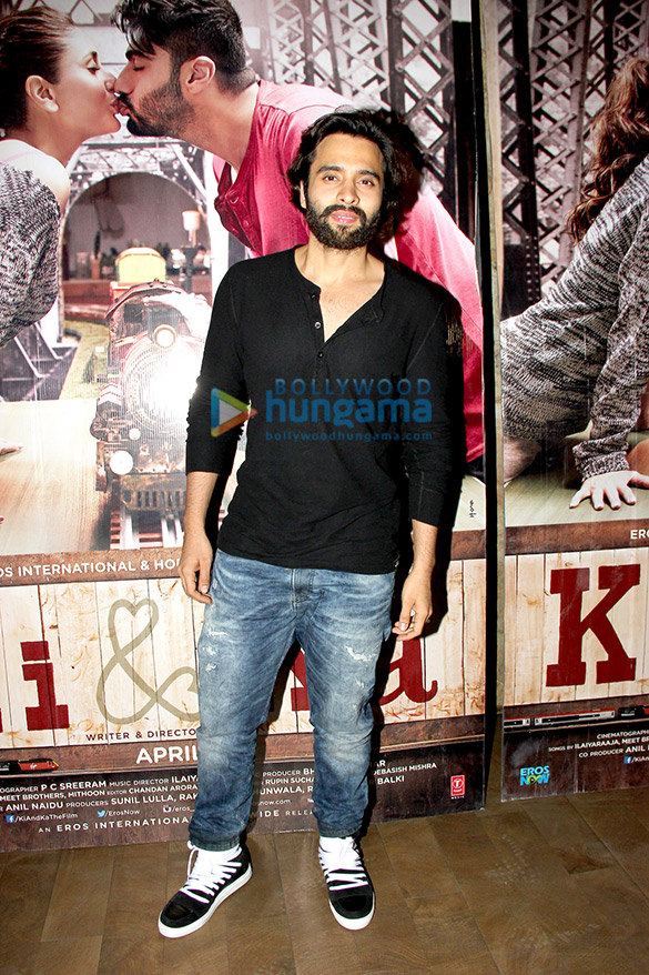 sonam kapoor alia bhatt parineeti chopra at the screening ki ka 4