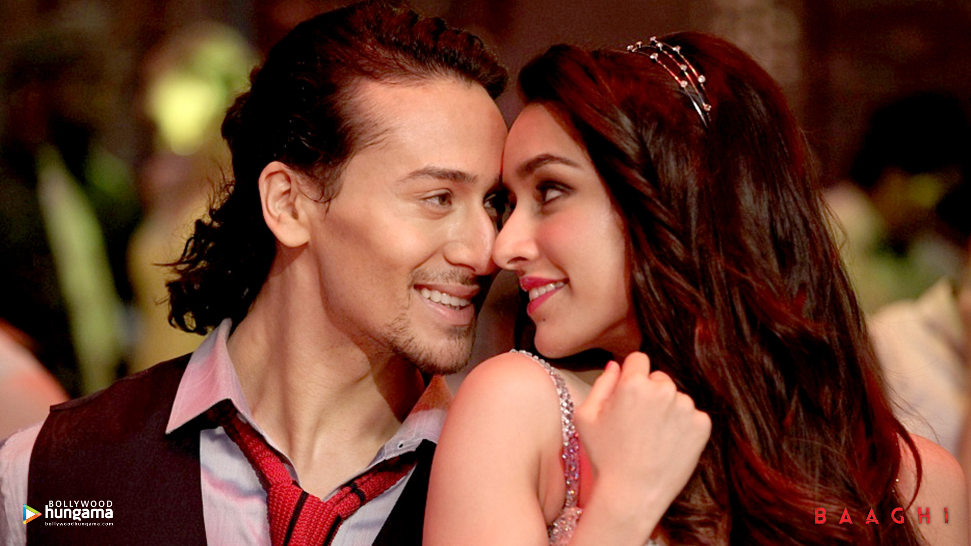 Baaghi Wallpapers - Download Movie Wallpapers | nowrunning