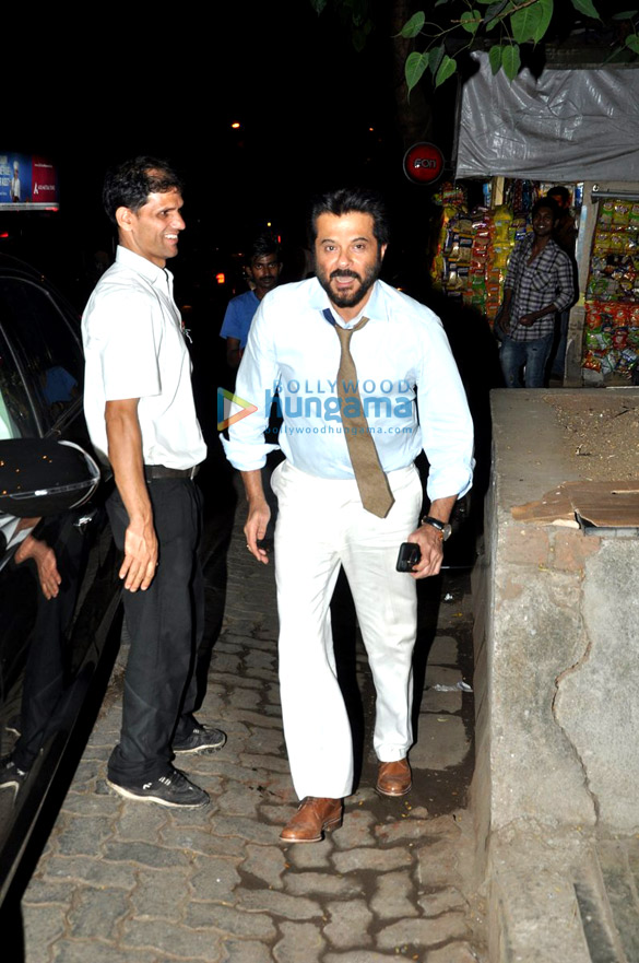 anil kapoor sonam kapoor anupam kher attend sikanders mother in laws birthday bash 2