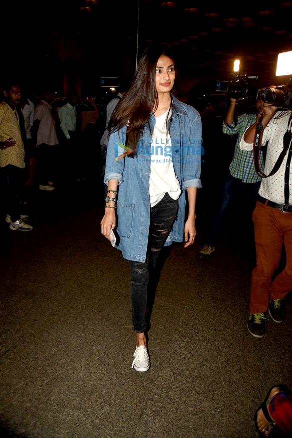 athiya shetty departs for an ad shoot in thailand 5