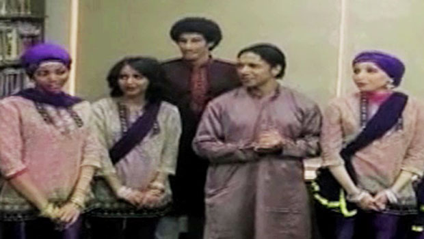 India By The Nile: Egyptian Fans Beautifully Sing ‘Janam Janam’