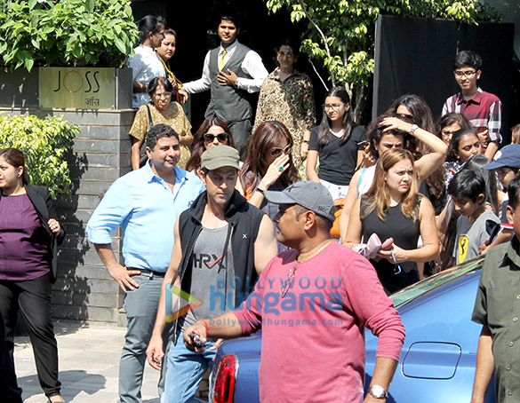 hrithik roshan sussanne roshan snapped post lunch party for hridaans birthday at joss 2