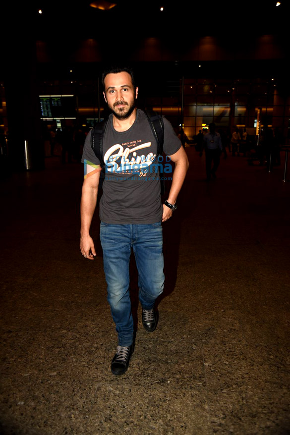 emraan hashmi prachi desai mohammad azharuddin snapped at the airport 5