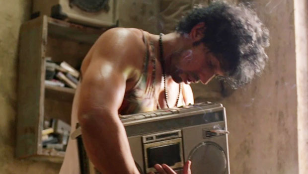 Kharch Karod (Laal Rang)
