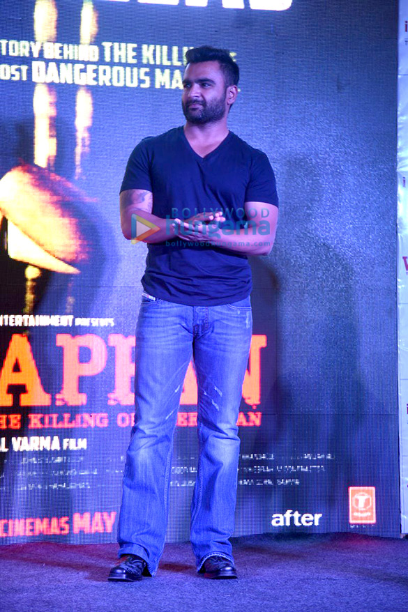 launch of song khallas from the film veerappan 10
