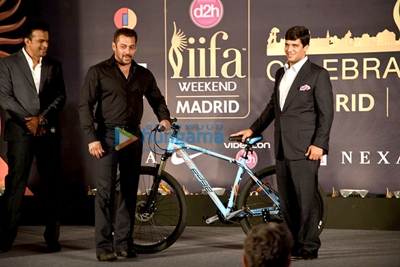 salman khan tiger shroff shilpa shetty anil kapoor grace the press meet of iifa 2016 4